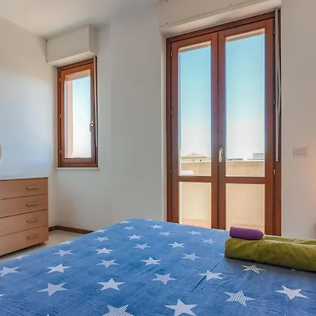 1 Bedroom Nice In Διαμέρισμα Αλγκέρο